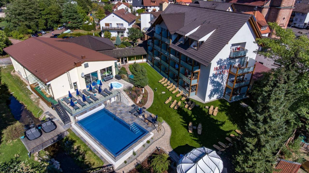 Hotel Lamm Heimbuchenthal ภายนอก รูปภาพ
